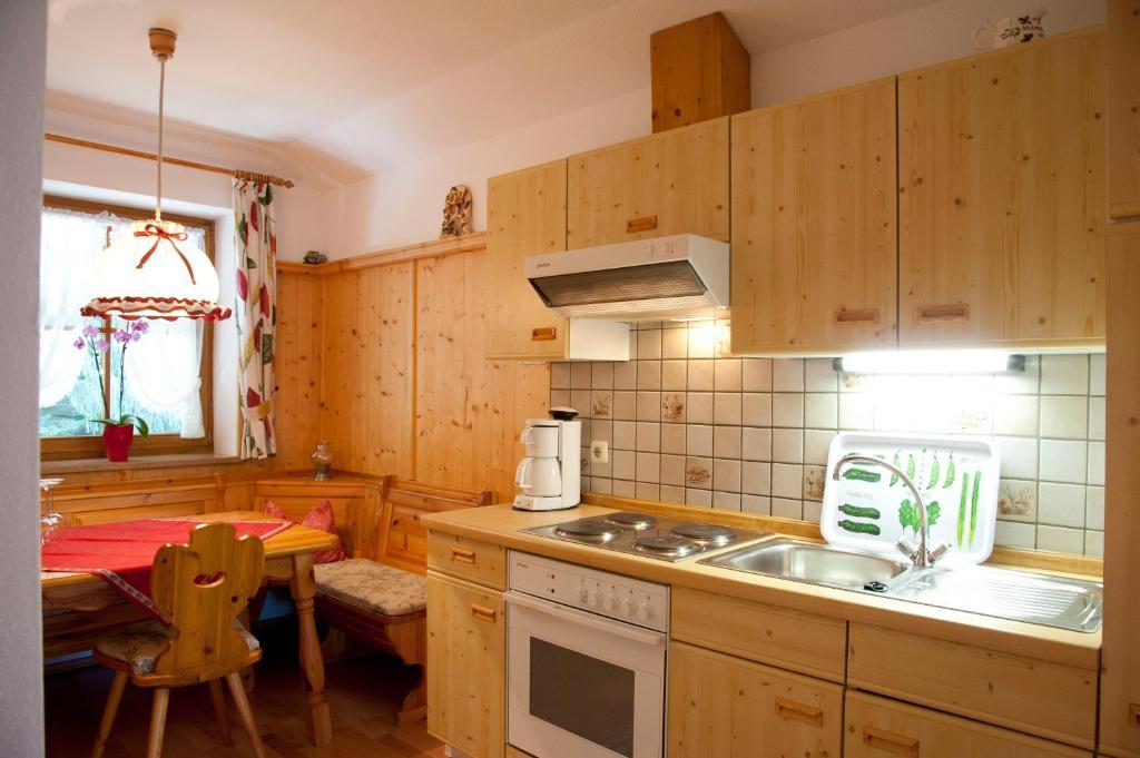 Landhaus Manuela & Haus Michael ロイタシュ 部屋 写真